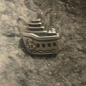 Retired Pandora fully ship charm